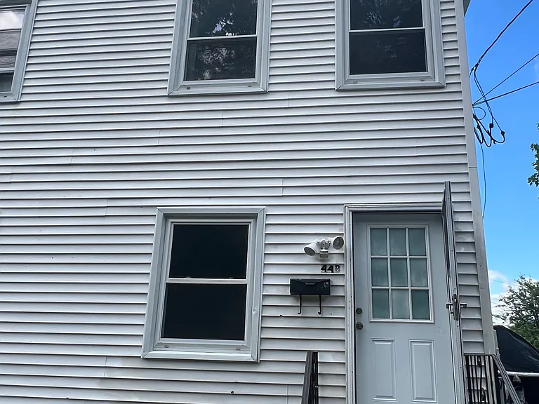 44 Morris St — Photo 2