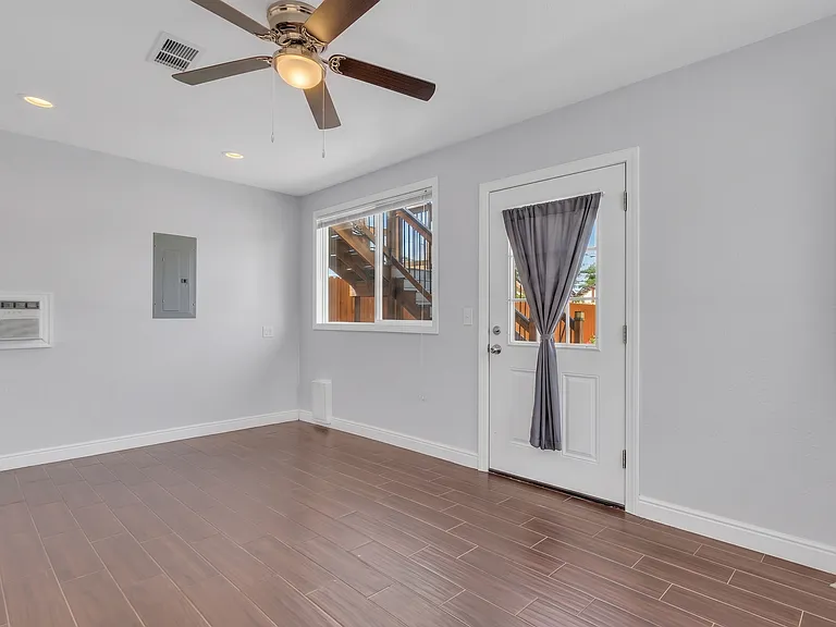 8871 Rutgers St — Photo 6
