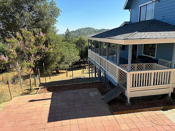 3rd image of 2500 Indian Rock Rd