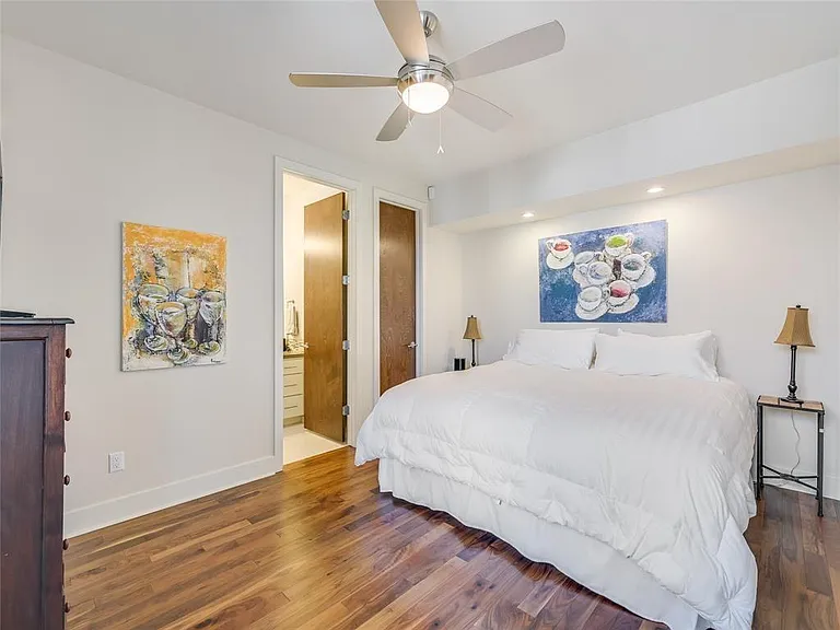 6813 Valburn Dr — Photo 21