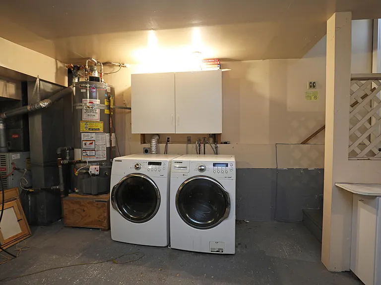 1513 De La Vina St #B — Photo 11