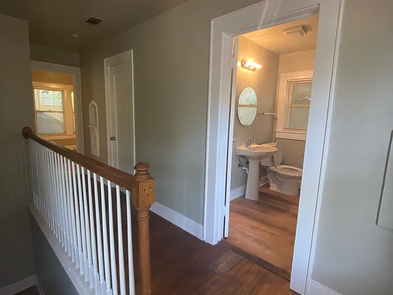 2714 Whitis Ave #A — Photo 6