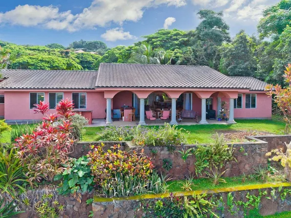 75-638 Makapono Pl, Kailua Kona, HI 96740