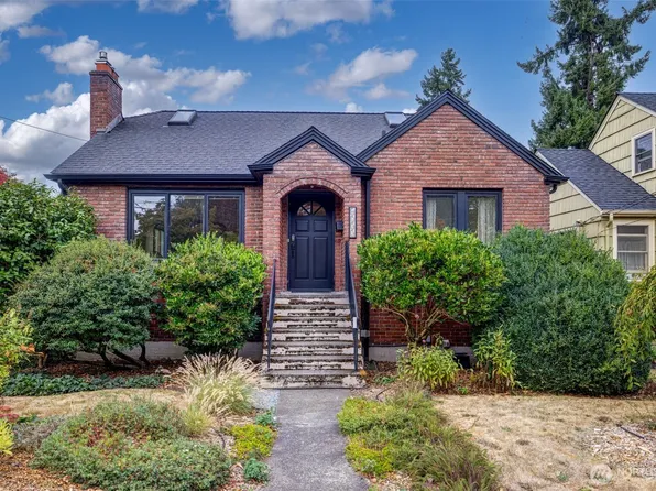 4733 51st Avenue S, Seattle, WA 98118