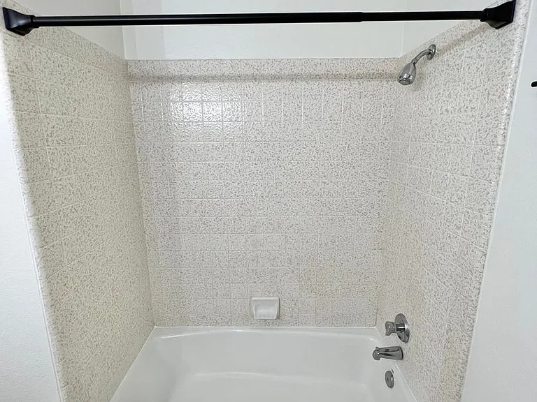 Top-Floor 2BD/1BA with Private Deck — Photo 11