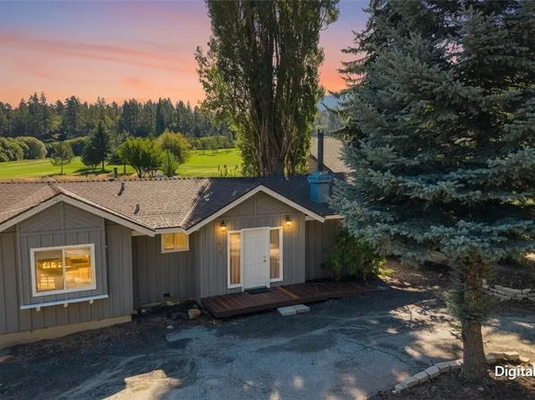 957 Club View Dr, Big Bear Lake, CA 92315