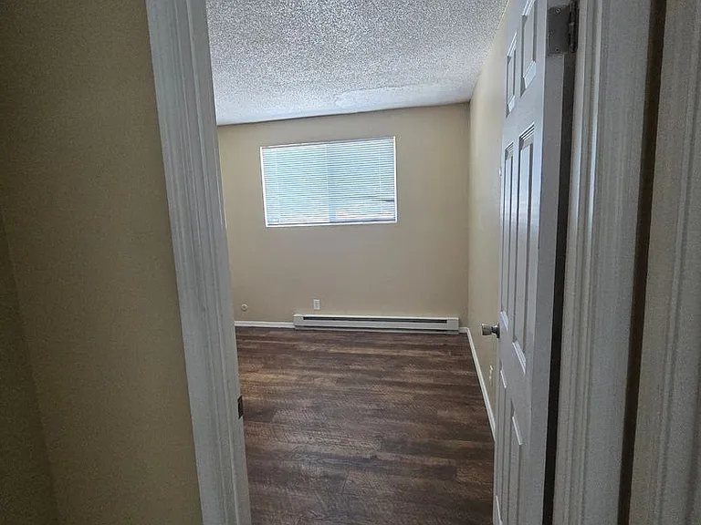 1715 Center Ave #15 — Photo 51