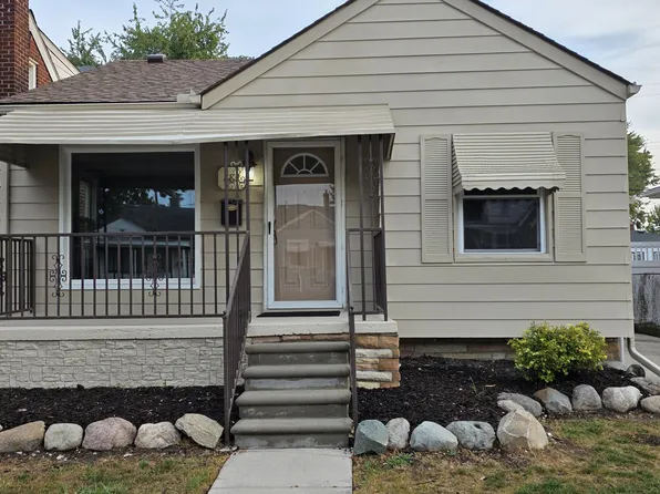 882 Mill St, Lincoln Park, MI 48146