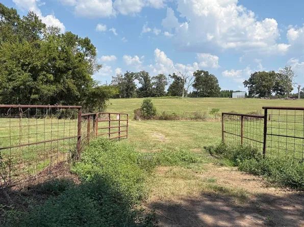 836 County Road 1226, Quitman, TX 75783