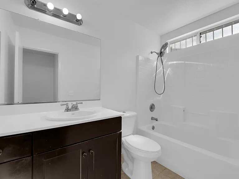 833 Camden Yard Ct — Photo 21