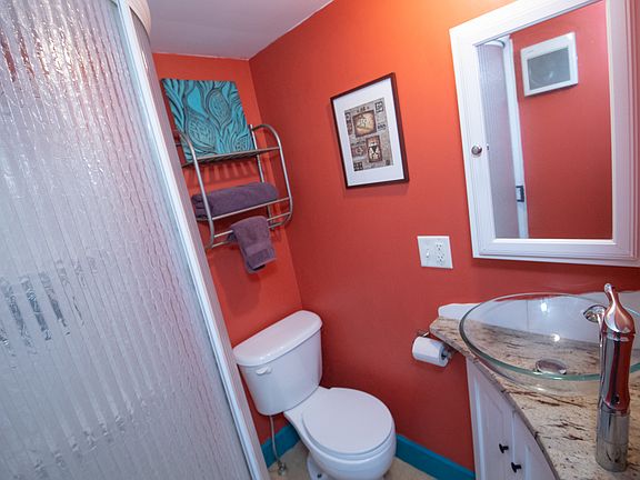 Downstairs 3/4 bath