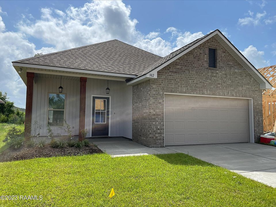 1st image of 102 Lightbourne Dr