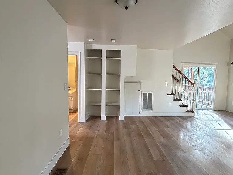 Sierra Springs Dr — Photo 14