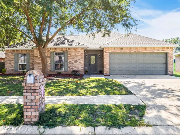 117 Silver Medal Dr, Lafayette, LA 70506