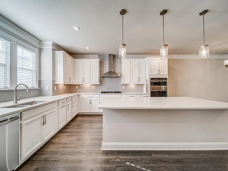 1363 Harris Way NE — Photo 25