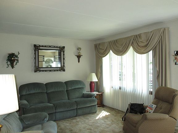 3rd image of 1407 Cleary Ave
