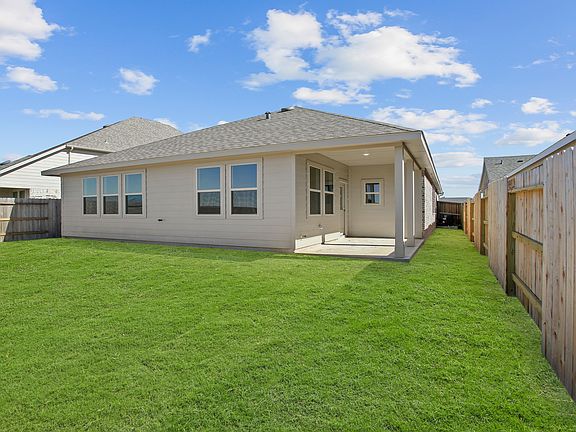 Palatial backyard for entertaining