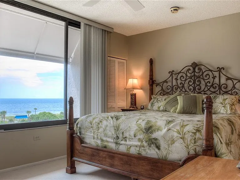 2109 Gulf Of Mexico Dr #1402 — Photo 12