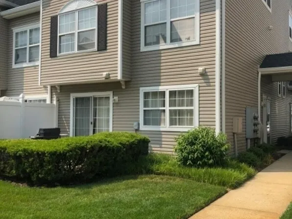 112 Watson Ct, Howell Twp., NJ 07731