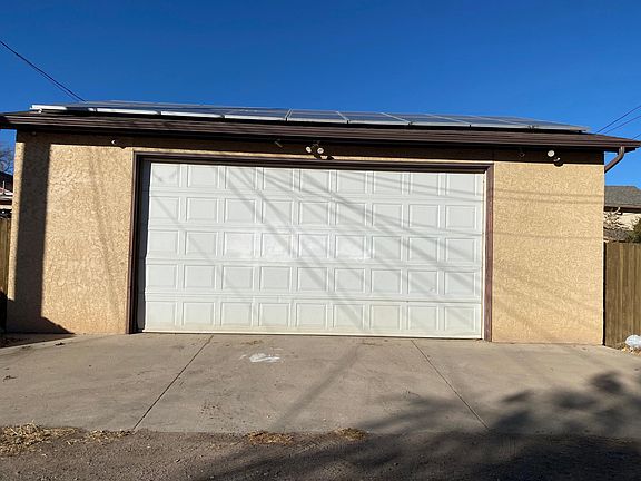 5th image of 620 E 6th St