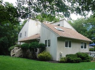 126 North Rd, Southampton, NY 11968