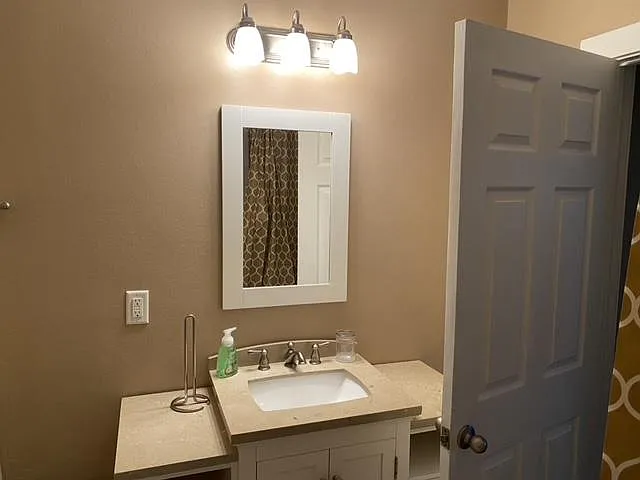 435 N Fairview Ave — Photo 15