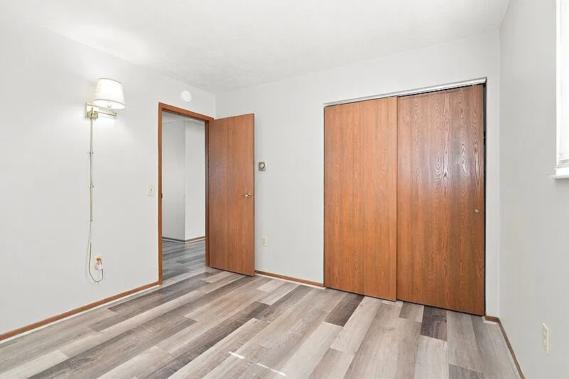 2 bed, 1.0 bath, $1,000 — Photo 4