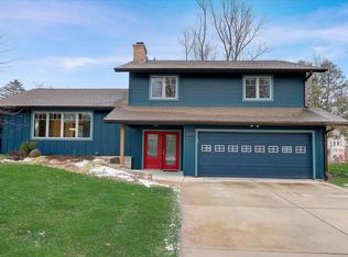 3117 Nightingale Ln, Middleton, WI 53562