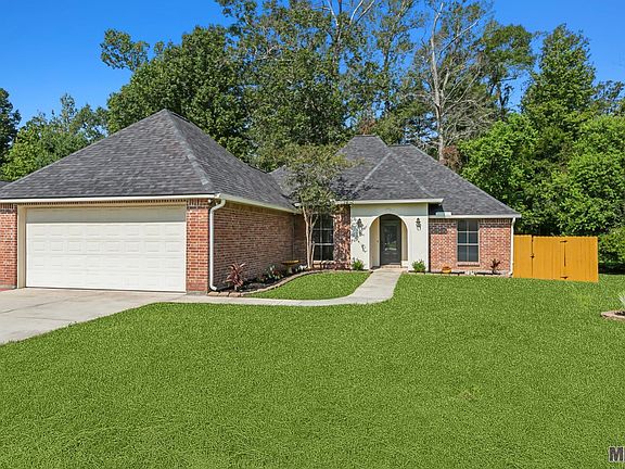 2nd image of 15051 Sherwood Dr