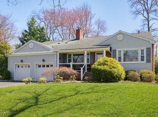 39 Woodbrook Cir, Westfield, NJ 07090