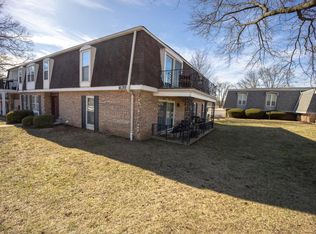 816 Dumont Pl APT F, Saint Louis, MO