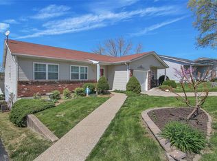 107 Wenona Dr, Washington, MO 63090