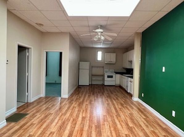 112 Farquhar St APT 3