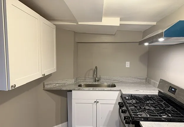 1 bed, 700 sqft, $1,250 — Photo 2