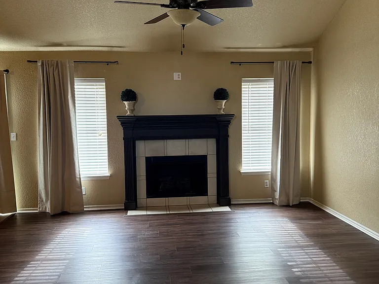 8506 N 102nd East Ave — Photo 3