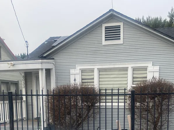8033 Iris St, Oakland, CA 94605