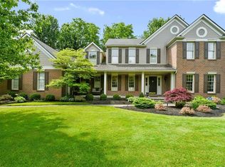 30949 Prestwick Xing, Westlake, OH 44145