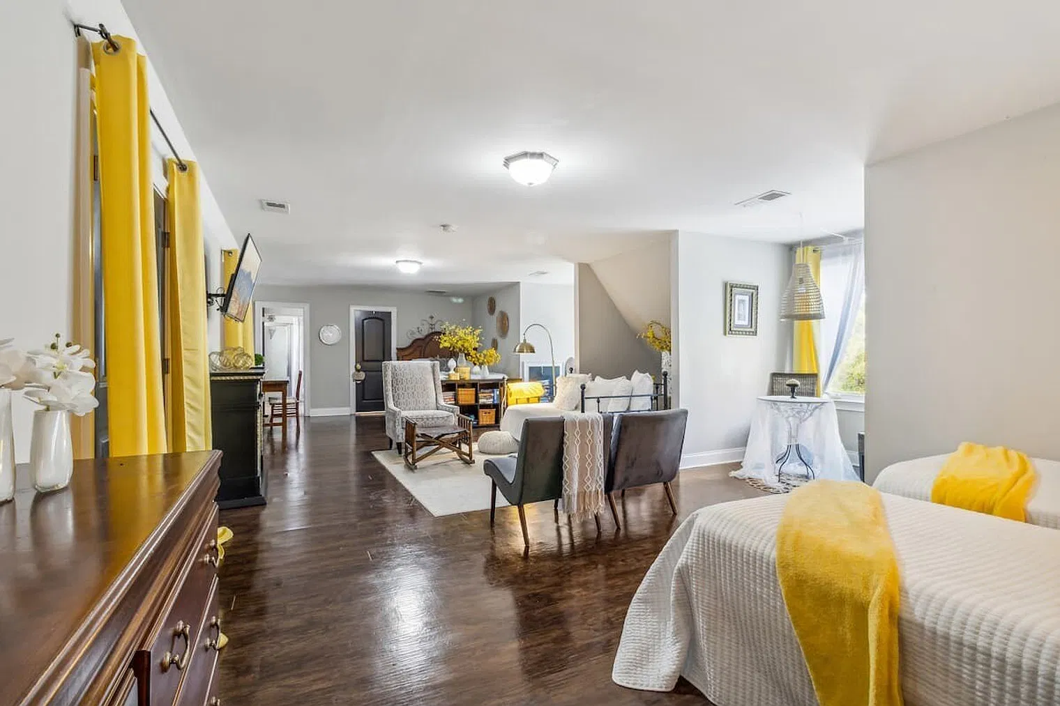 3 bed, 2.0 bath, $15,865 — Photo 4