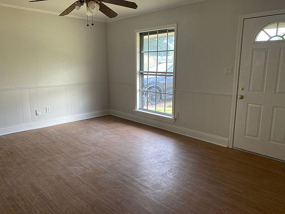 2nd image of 2809 Rebel Dr