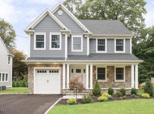 10 S Oak Ct, Madison, NJ 07940