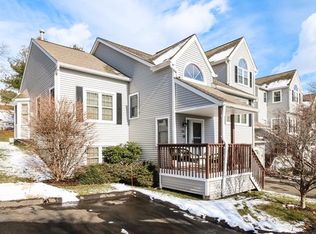 126 Morningside Ct, Shelton, CT 06484
