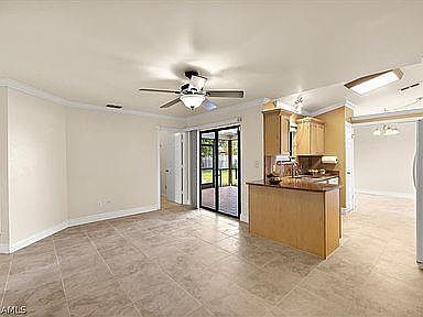 2nd image of 1013 SW 37th Ter