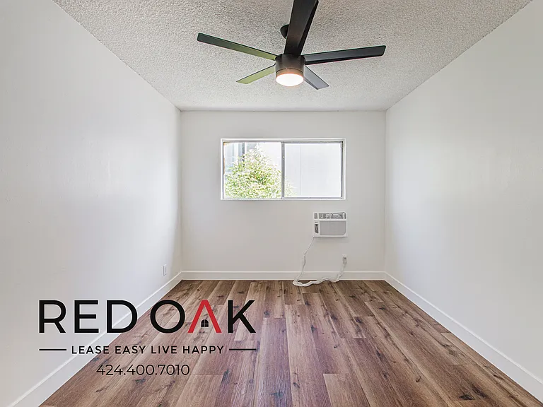 1843 S Gramercy Pl #9 — Photo 20