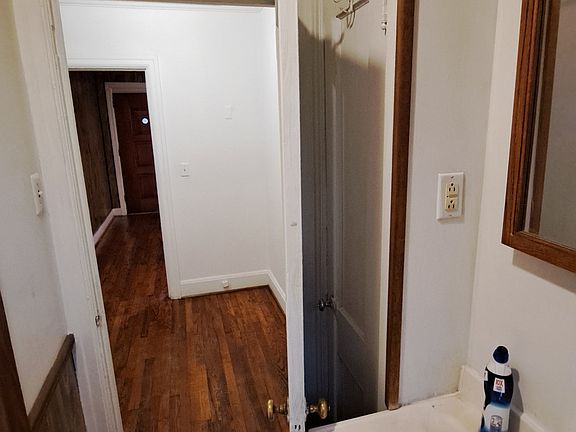 2nd image of 901 Dantzler St #38-225