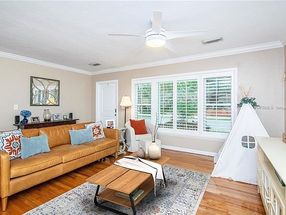 4th image of 404 S West Shore Blvd