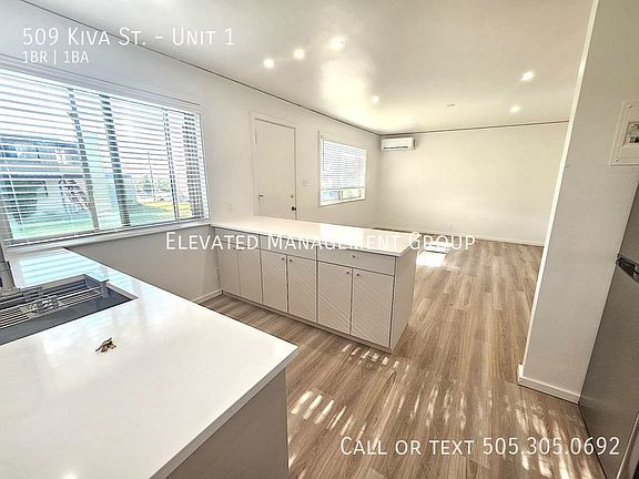 5th image of 509 Kiva St APT 1