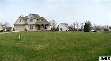 2nd image of 1304 Willow Creek Ln