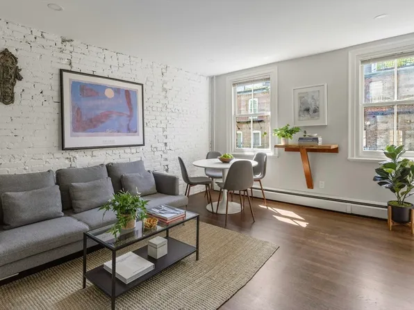 35 Lawrence St APT 4, Boston, MA 02116