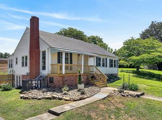 128 S Young St, Sparta, TN 38583