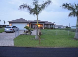 386 Petite Ave, Lehigh Acres, FL 33974